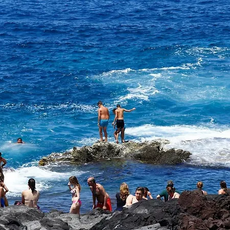 Semesterbostad Magnolia - Casa Com Dois Quartos Junto Ao Mar - Renovada Em 2023 Mosteiros (Azores)