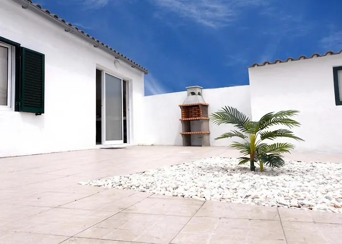 Magnolia - Casa Com Dois Quartos Junto Ao Mar - Renovada Em 2023