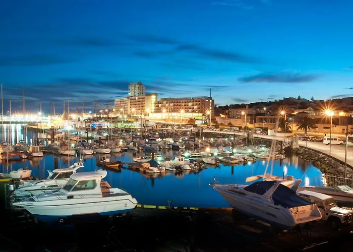 Magnolia - Casa Com Dois Quartos Junto Ao Mar - Renovada Em 2023 * Mosteiros (Azores)