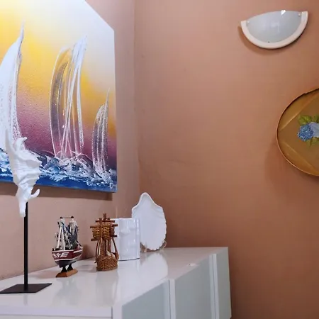 Magnolia - Casa Com Dois Quartos Junto Ao Mar - Renovada Em 2023 Holiday home *